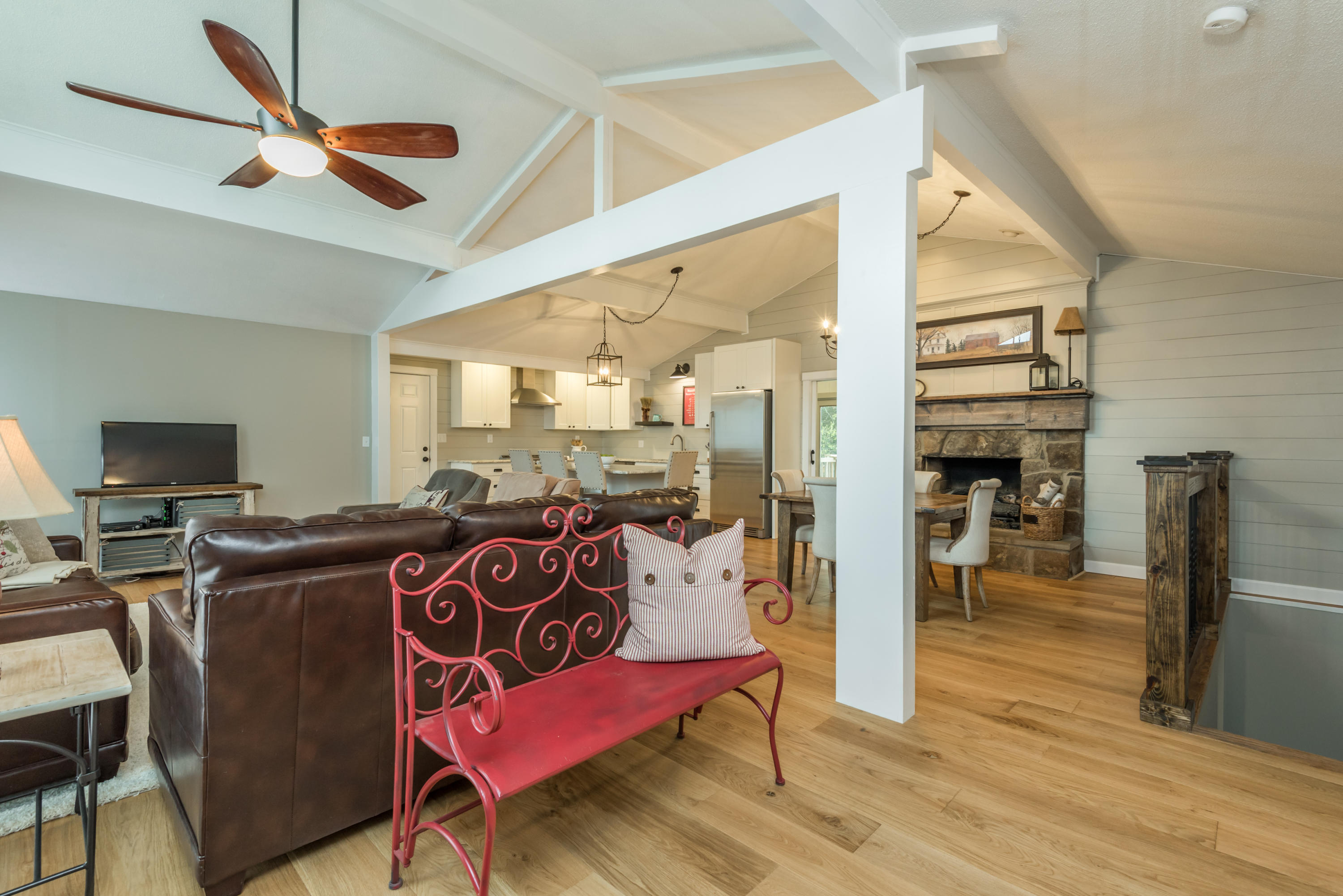 1009RoderickRd-12 (1)