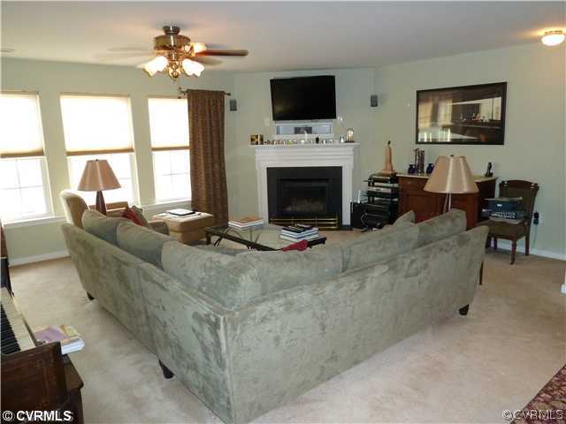 13407 Ridgemoor Lane Midlothian, VA 23114 - Photo 4 of 10 Gallery Image 4