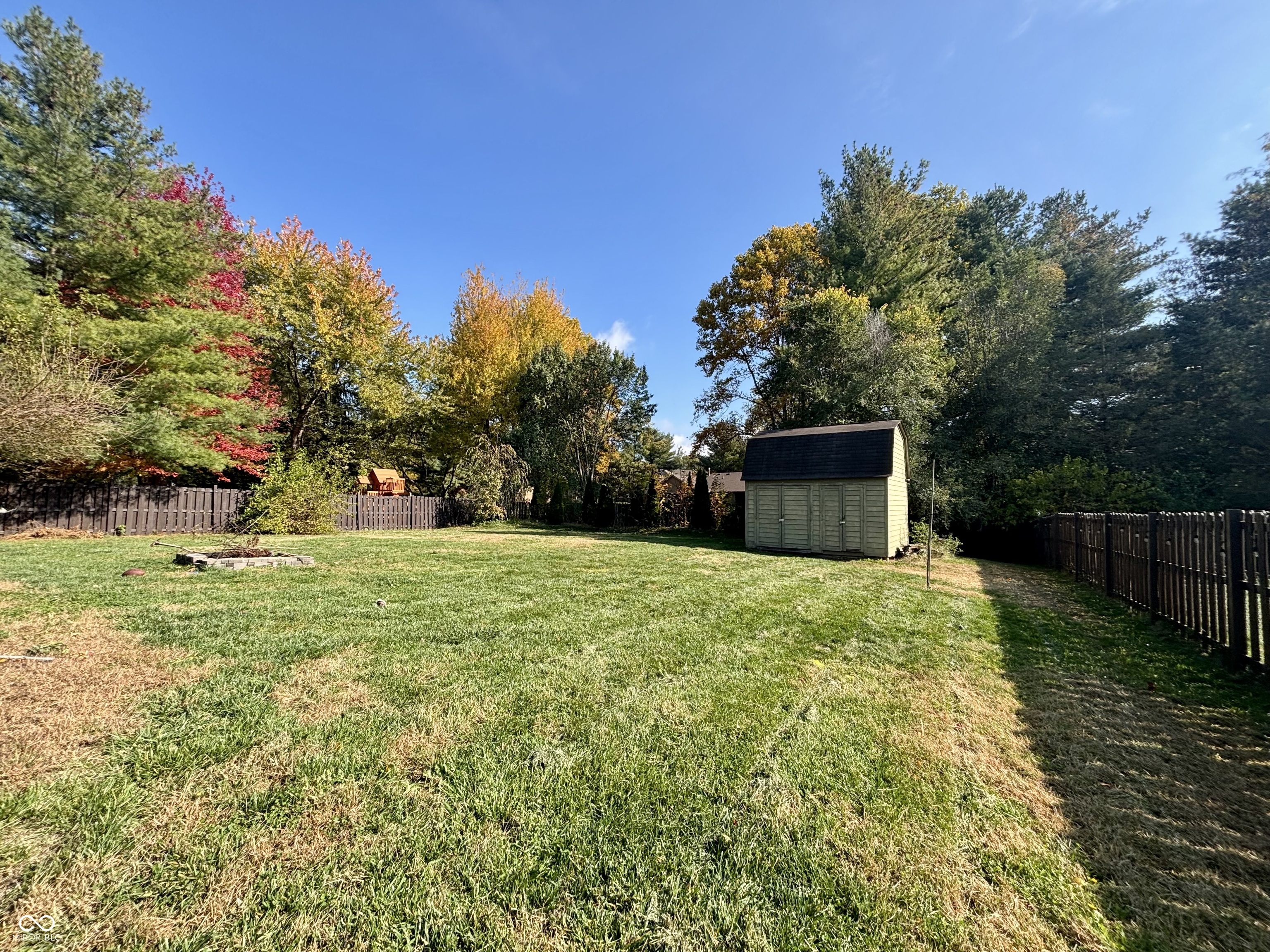 341 Allison Court Greenwood, IN 46142 - Photo 15 of 56