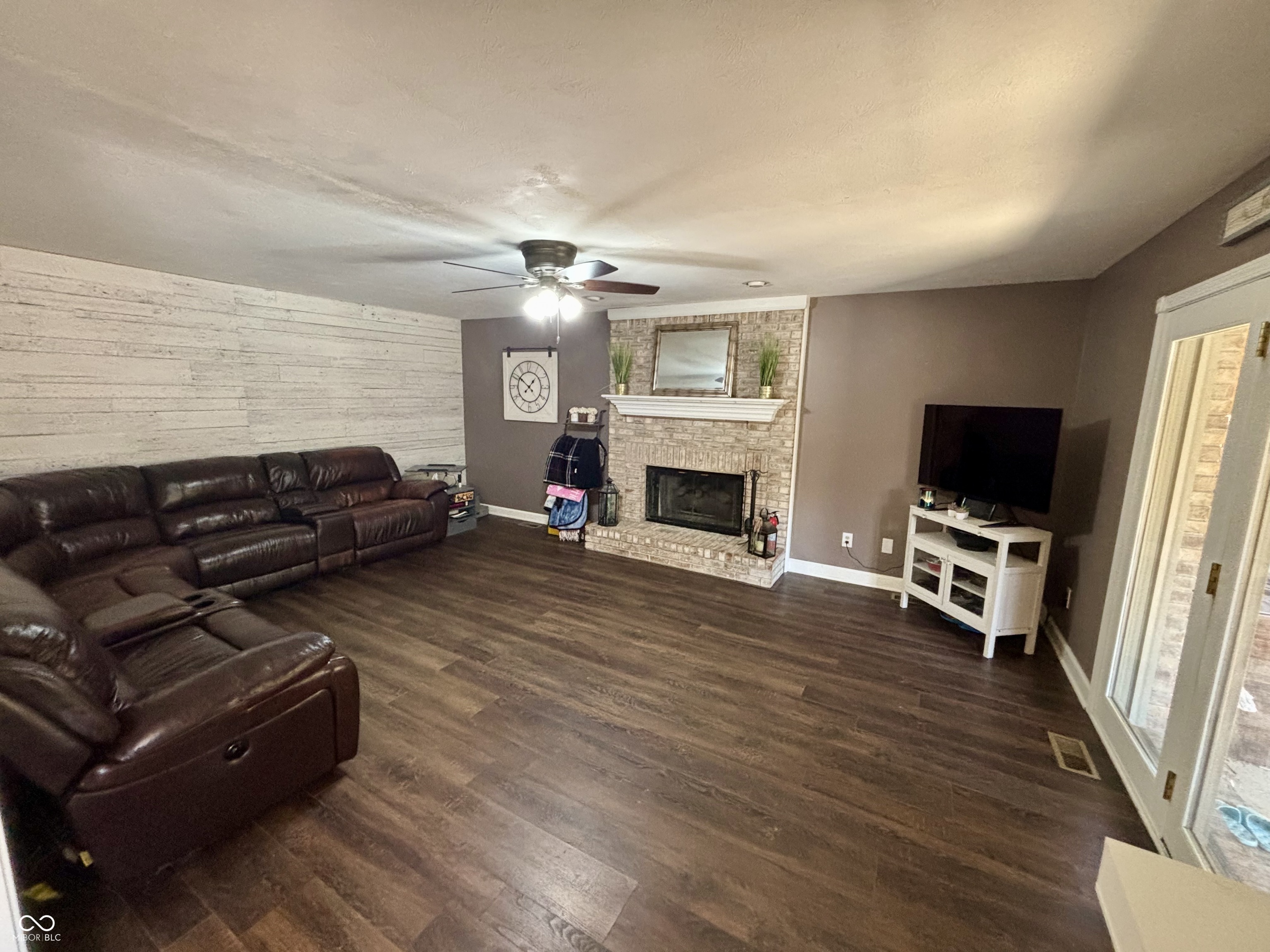 341 Allison Court Greenwood, IN 46142 - Photo 19 of 56