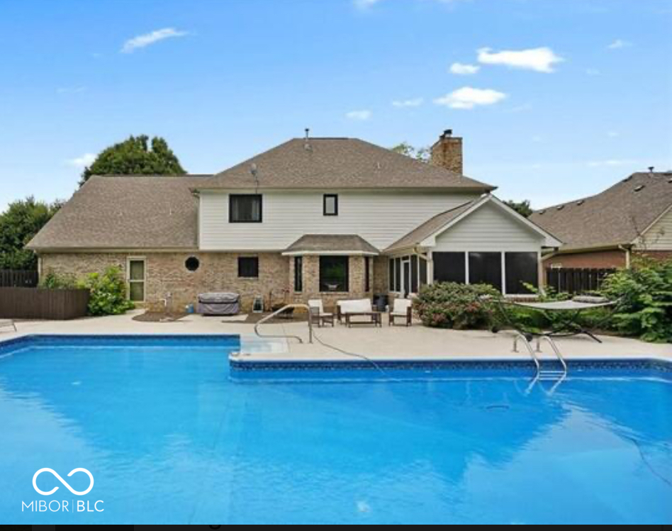 341 Allison Court Greenwood, IN 46142 - Photo 8 of 56