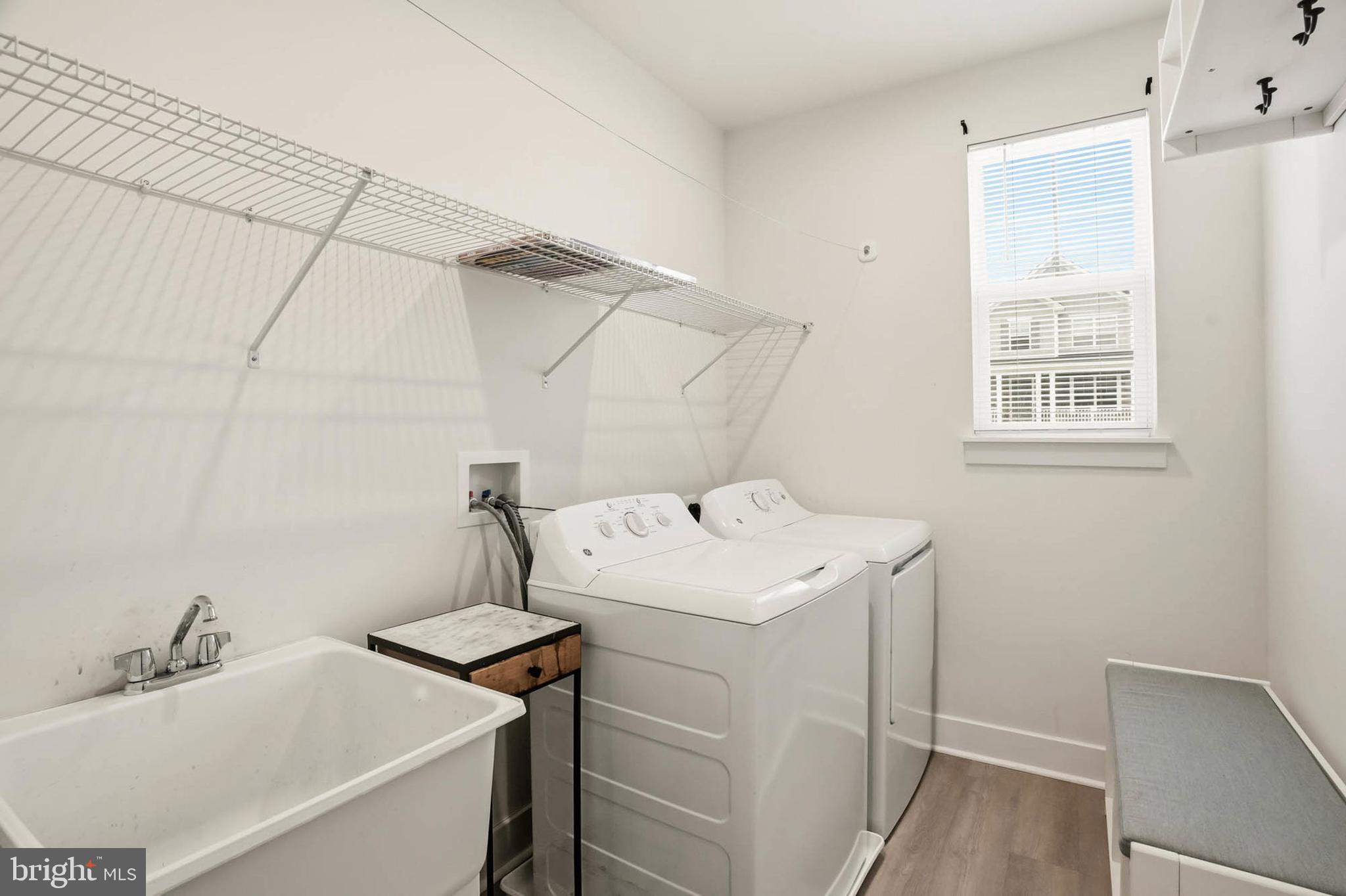 2305 Connor Circle Mount Airy, MD 21771 - Photo 20 of 44 a utility room with dryer and washer