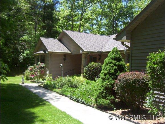 331 Thunder Road Brevard, NC 28712 - Photo 1 of 24 Gallery Image 1