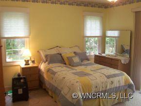 331 Thunder Road Brevard, NC 28712 - Photo 13 of 24 Gallery Image 13