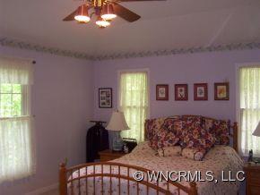 331 Thunder Road Brevard, NC 28712 - Photo 19 of 24 Gallery Image 19
