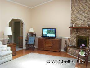 331 Thunder Road Brevard, NC 28712 - Photo 8 of 24 Gallery Image 8