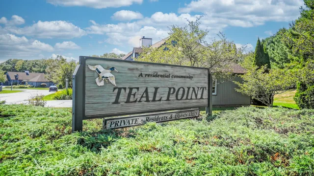 $580,000 | 1 Teal Point Drive, Unit 1, Scarborough, ME 04074