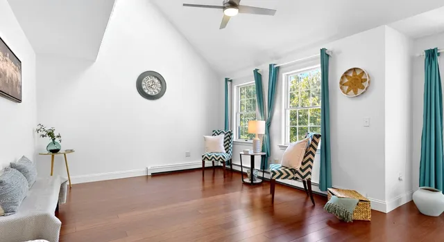 $580,000 | 1 Teal Point Drive, Unit 1, Scarborough, ME 04074