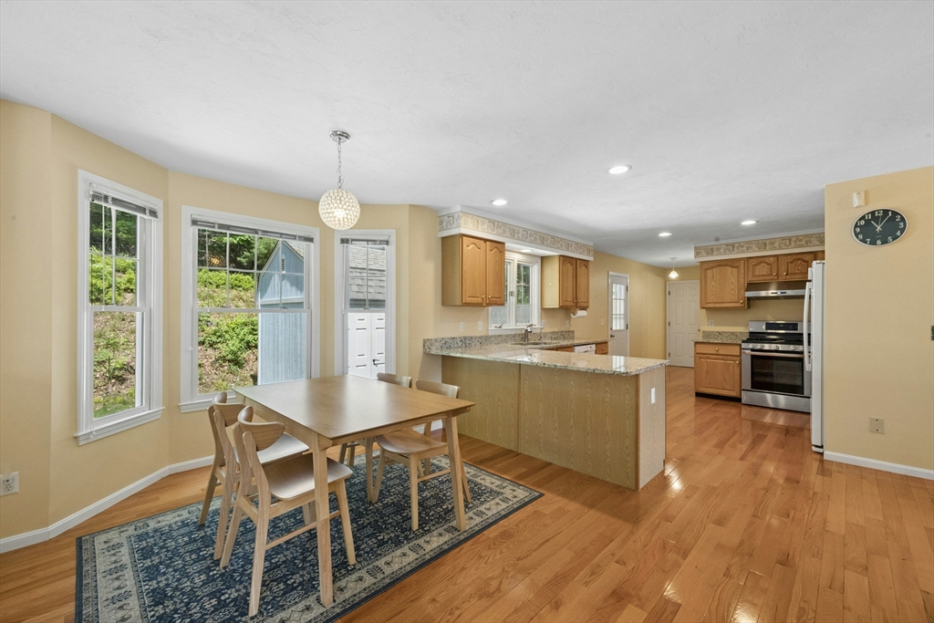 117 Summer Road Boxborough, MA 01719 - Photo 9 of 34