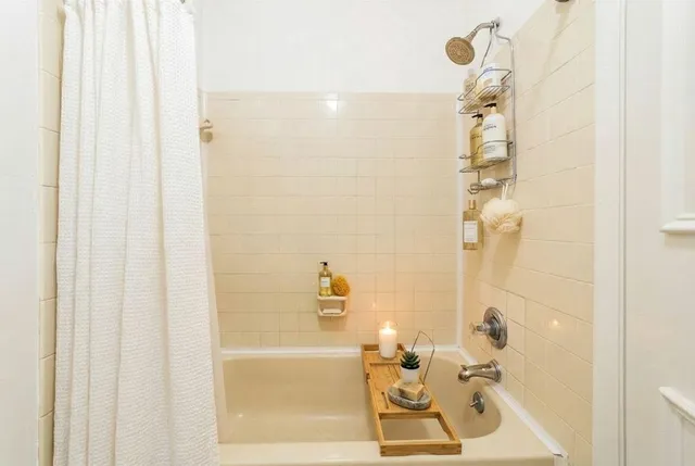 $2,500 | 111 Lobelia Road, St. Augustine, FL 32086