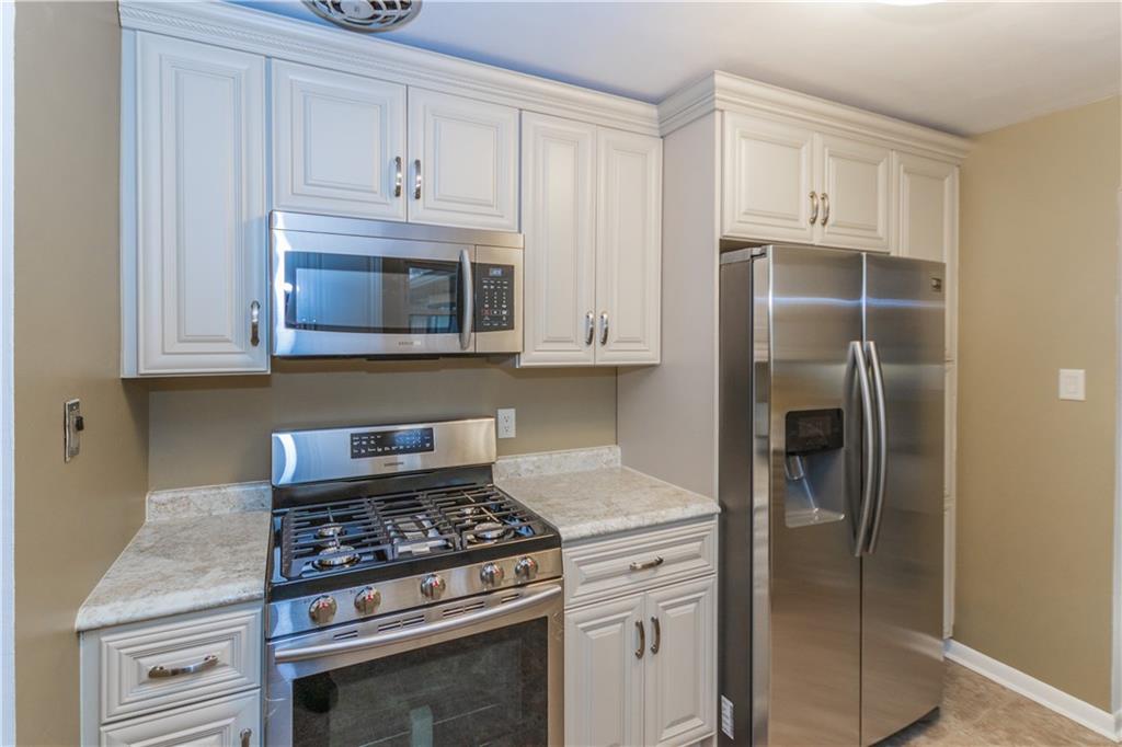 5872 North Rural Street Indianapolis, IN 46220 - Photo 3 of 24 Gallery Image 3