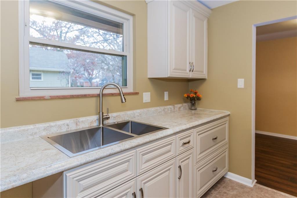5872 North Rural Street Indianapolis, IN 46220 - Photo 4 of 24 Gallery Image 4