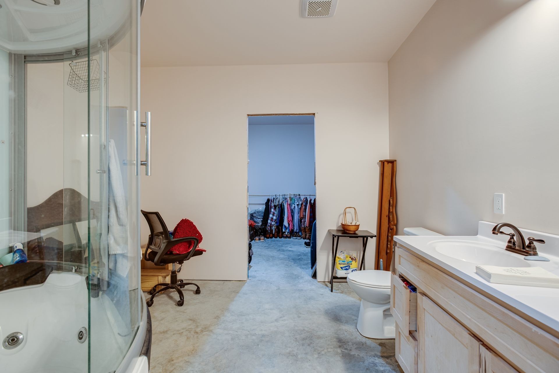 201 Summit Drive Linden, TN 37096 - Photo 19 of 31 a view of a room with gym equipment