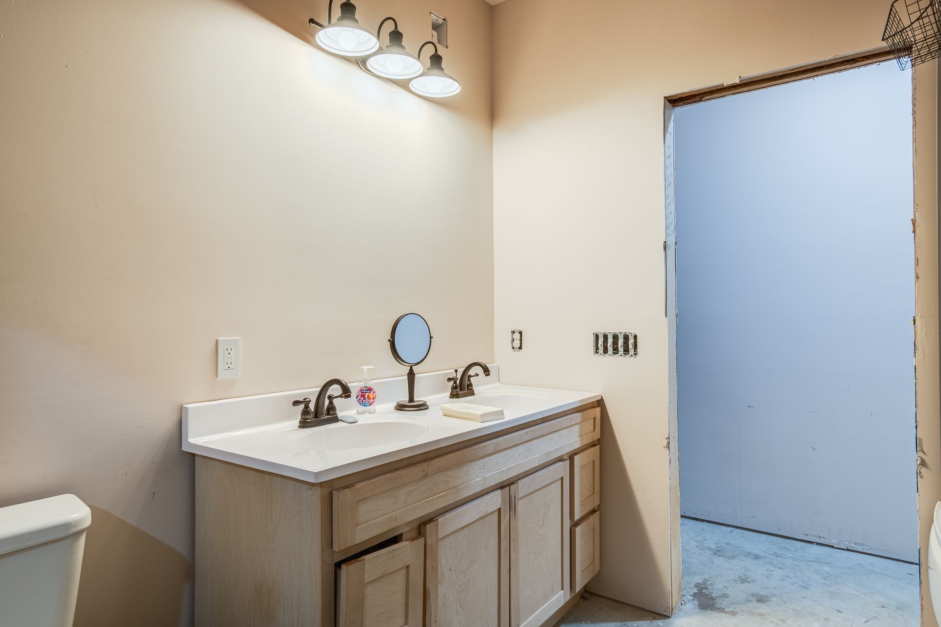 201 Summit Drive Linden, TN 37096 - Photo 20 of 31 a bathroom with a sink and a toilet