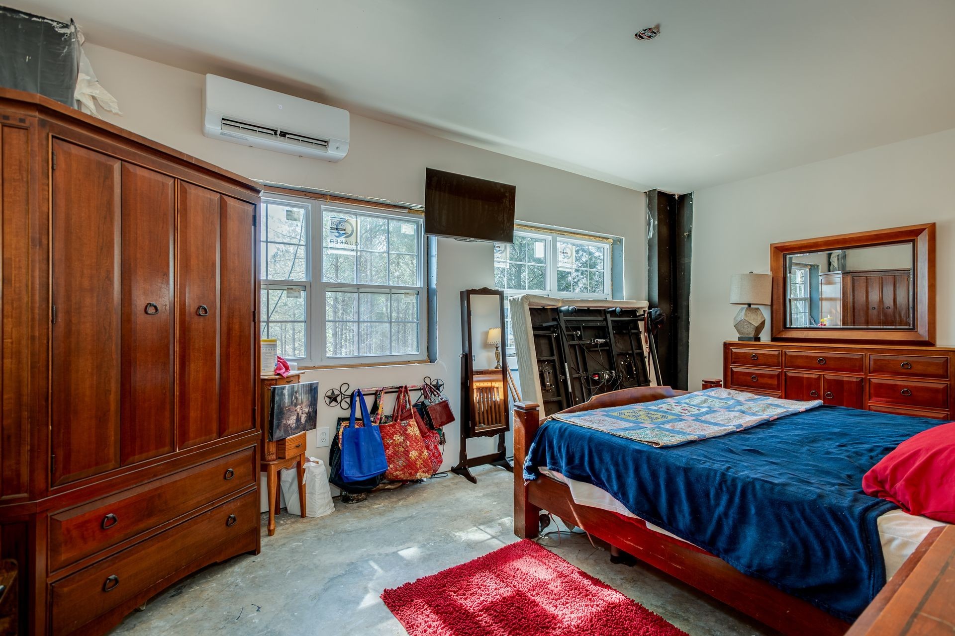 201 Summit Drive Linden, TN 37096 - Photo 24 of 31 a bedroom with bed and a window