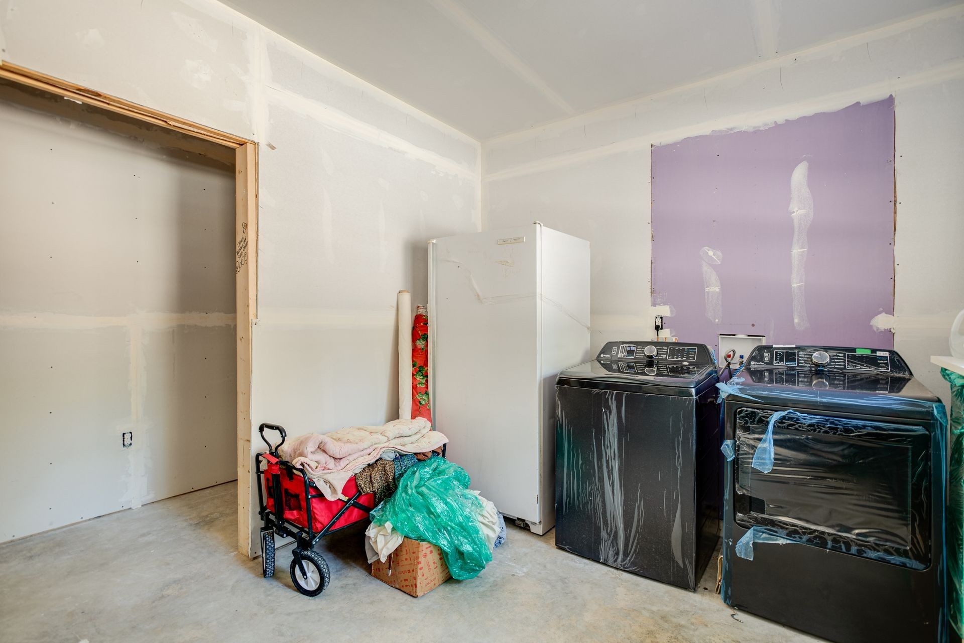 201 Summit Drive Linden, TN 37096 - Photo 29 of 31 a view of a room with gym equipment