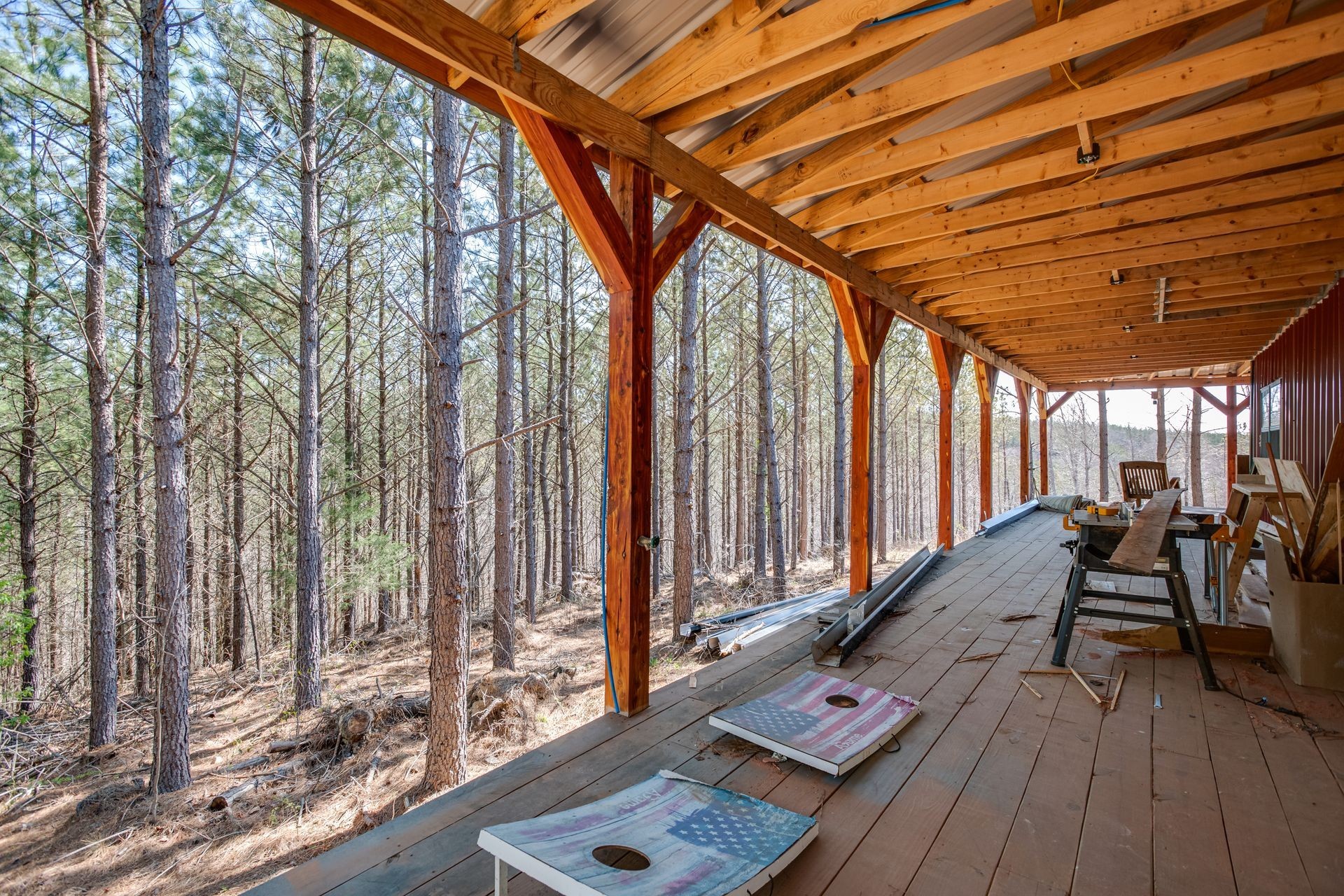 201 Summit Drive Linden, TN 37096 - Photo 4 of 31 a view of lounge chair and wooden floor