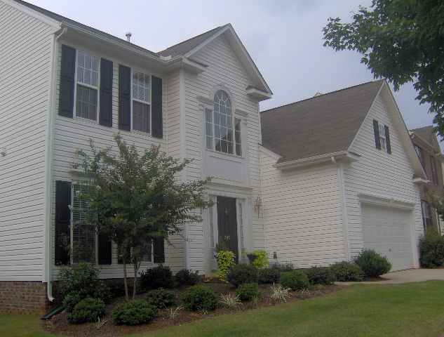 240 Highgate Circle Greer, SC 29650 - Photo 1 of 9 Gallery Image 1