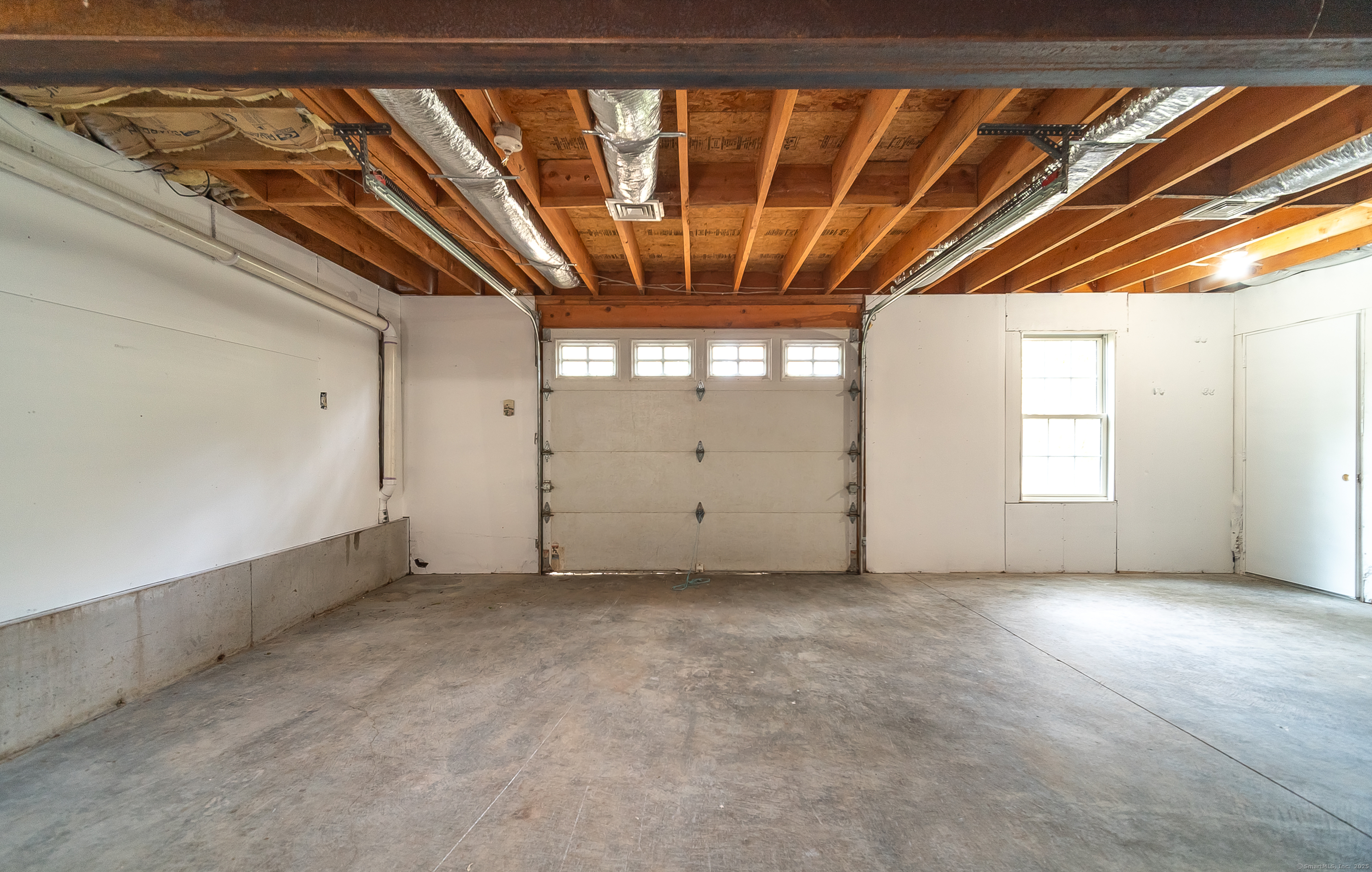 882 Killingworth Road Haddam, CT 06441 - Photo 40 of 40 a view of an empty room