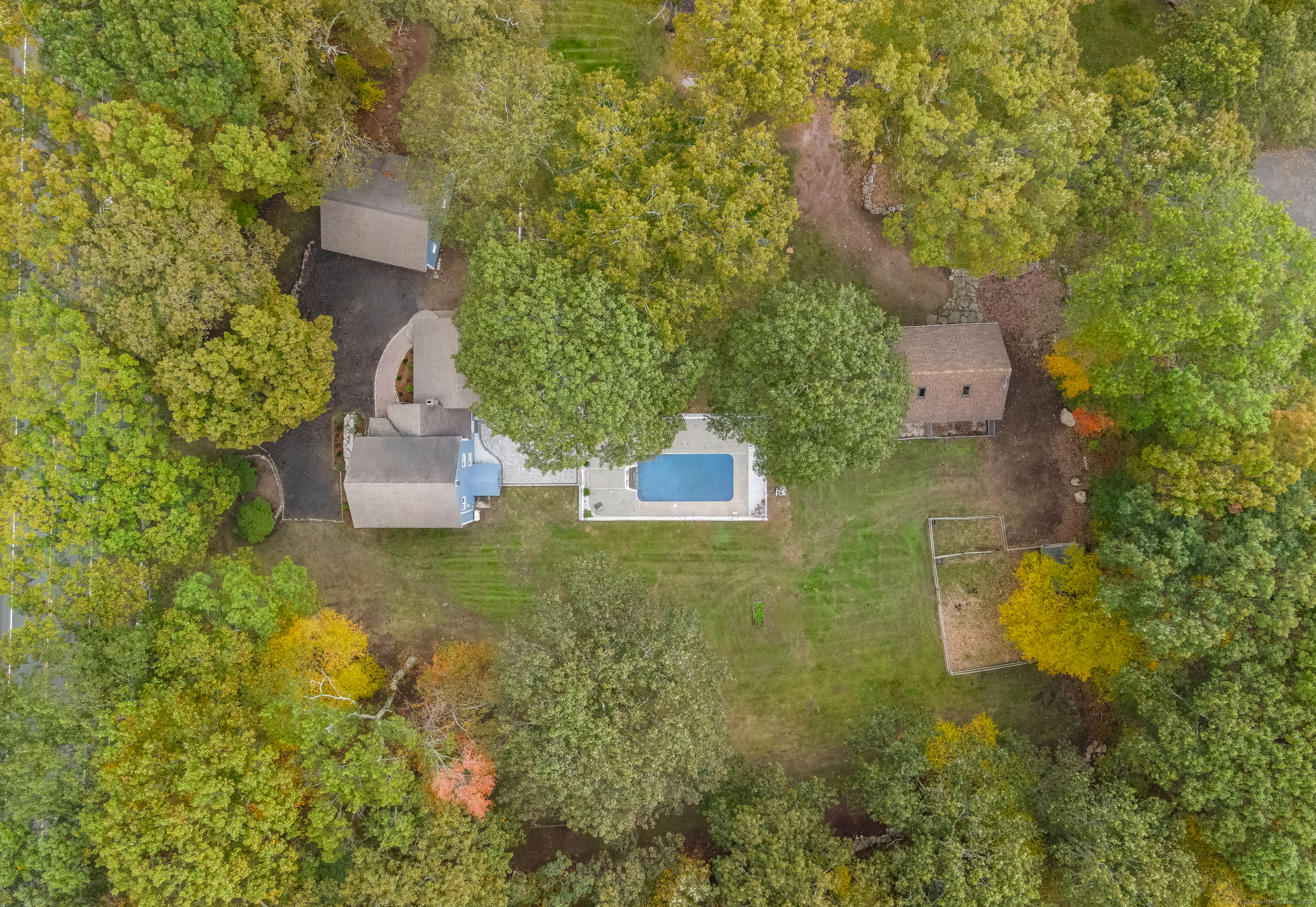 882 Killingworth Road Haddam, CT 06441 - Photo 4 of 40