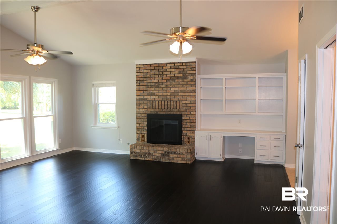 158 Ridgewood Drive Daphne, AL 36526 - Photo 11 of 47