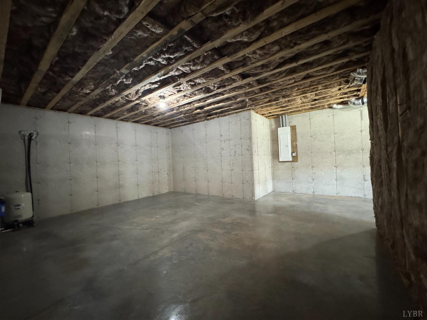 604 Stratford Road Concord, VA 24538 - Photo 19 of 28 a view of empty room