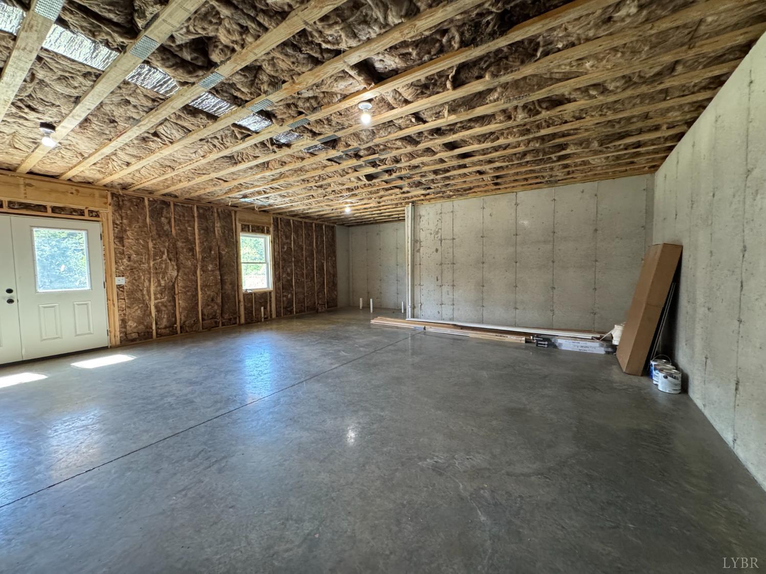 604 Stratford Road Concord, VA 24538 - Photo 20 of 28 a view of an empty room