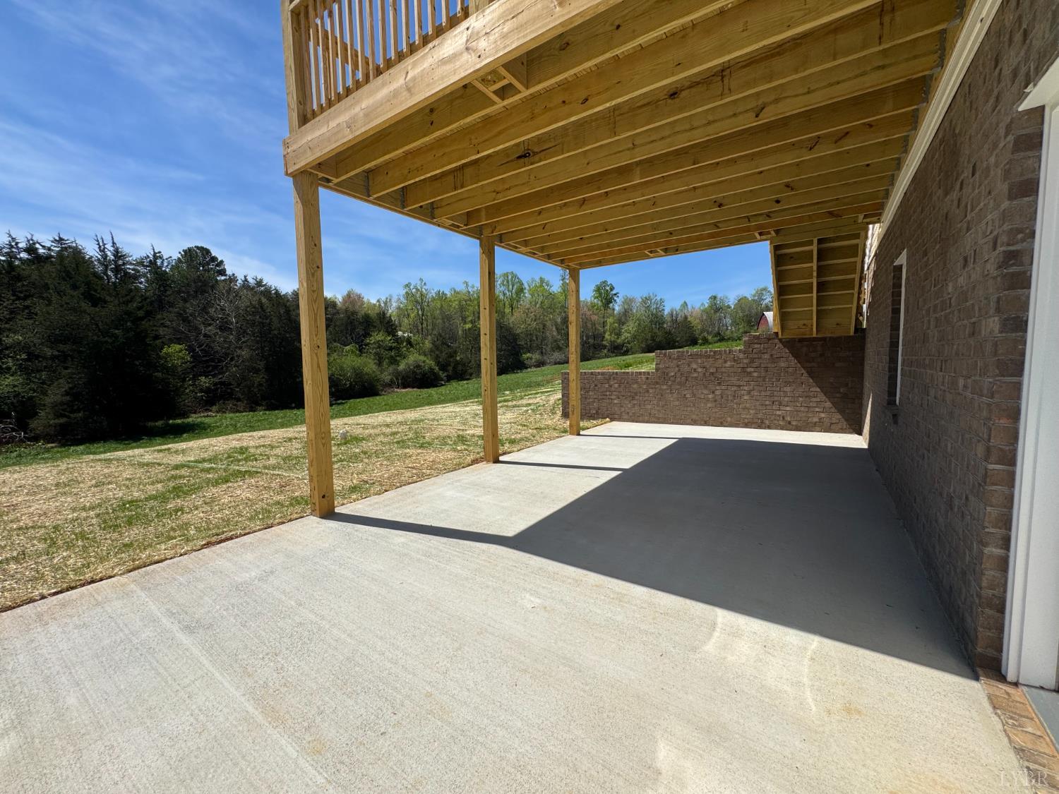 604 Stratford Road Concord, VA 24538 - Photo 23 of 28 a view of a backyard