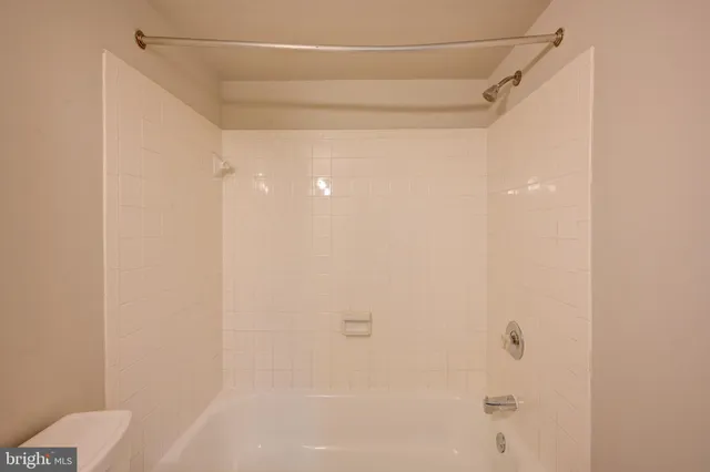 $289,000 | 5241 West Running Brook Road, Unit 302, Columbia, MD 21044