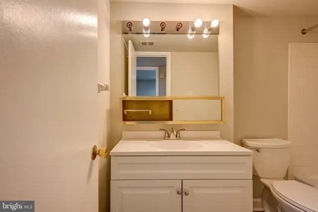 $289,000 | 5241 West Running Brook Road, Unit 302, Columbia, MD 21044