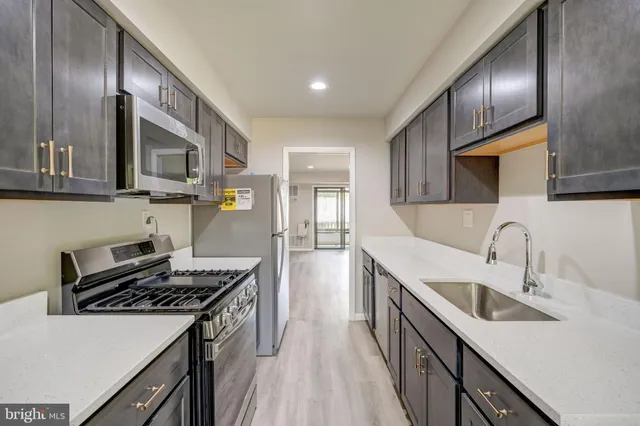 $289,000 | 5241 West Running Brook Road, Unit 302, Columbia, MD 21044