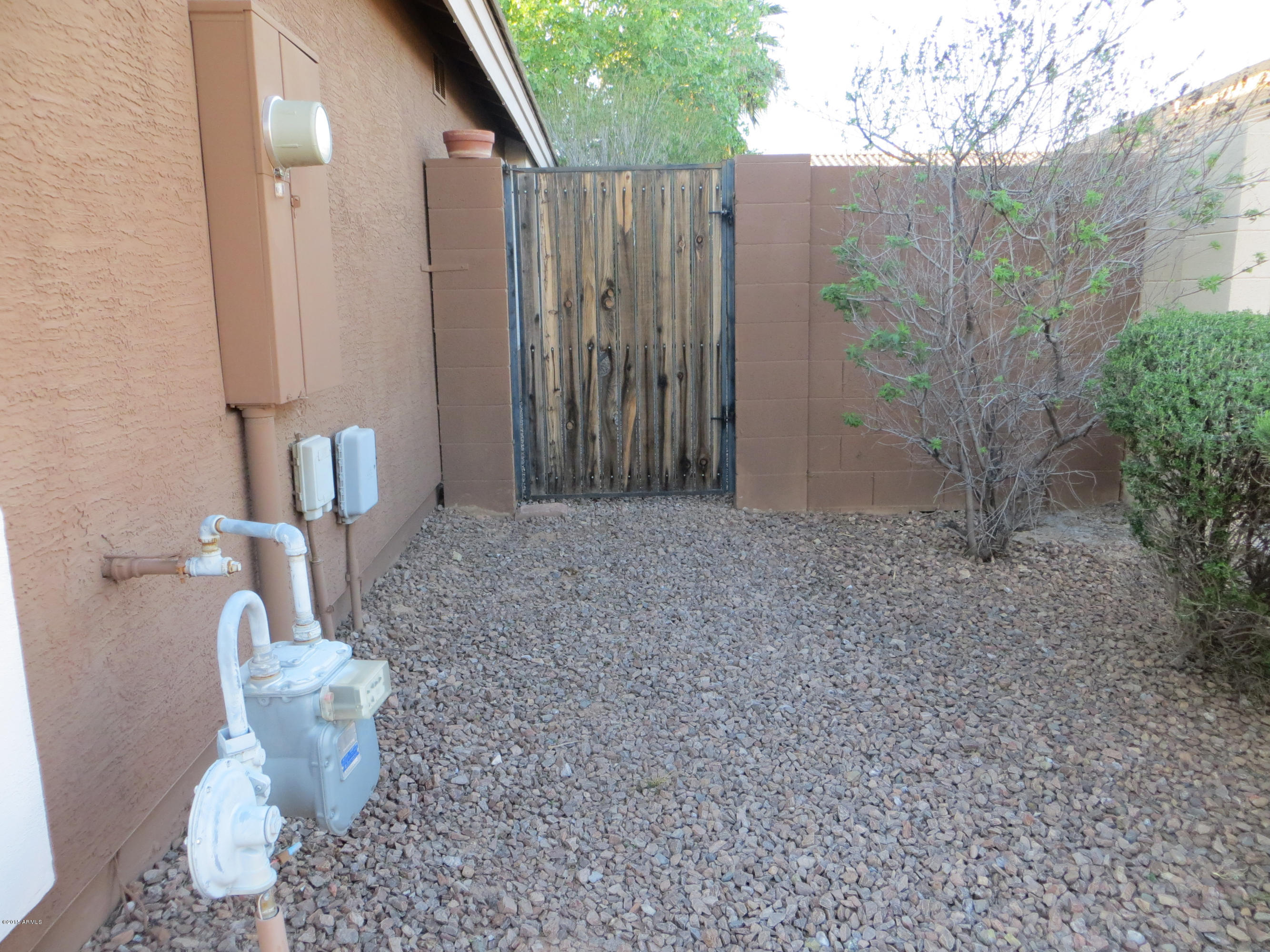 3918 East Bautista Road Gilbert, AZ 85297 - Photo 30 of 30 Side gate