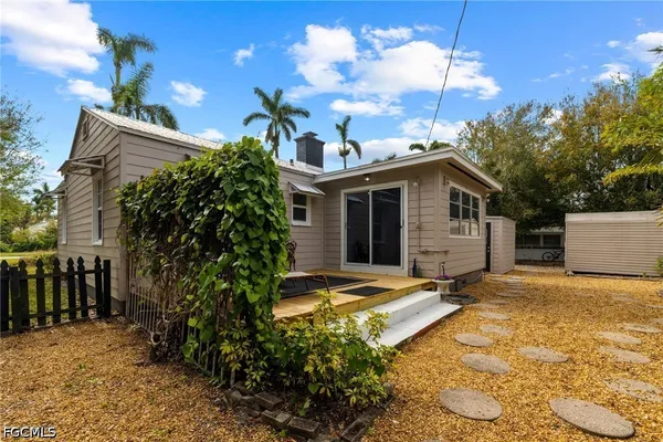 $335,000 | 1451 Maravilla Avenue, Fort Myers, FL 33901