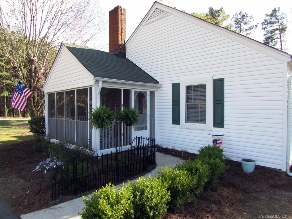 1693 Bate Harvey Road Clover, SC 29710 - Photo 18 of 20