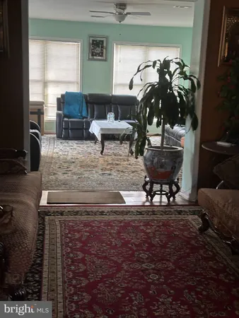 $3,940 | 9901 Blake Lane, Oakton, VA 22124