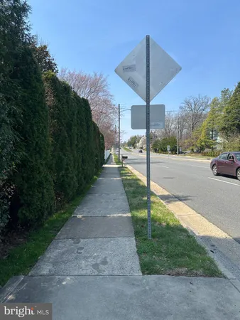 $3,940 | 9901 Blake Lane, Oakton, VA 22124