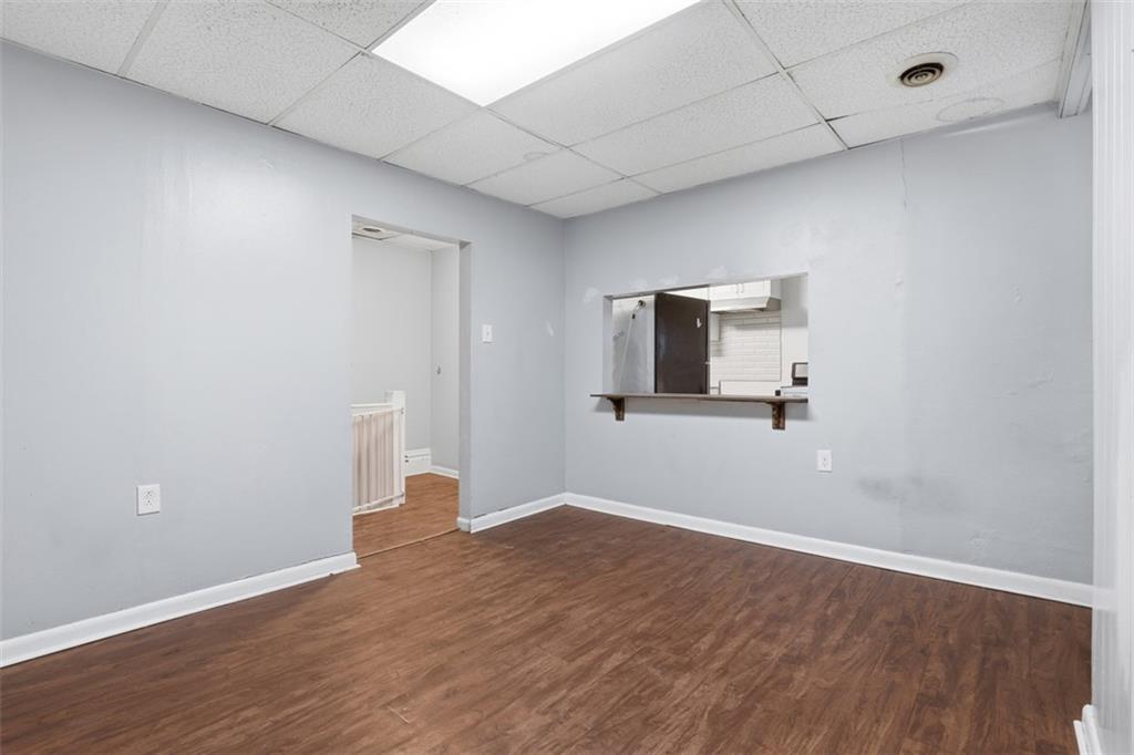 226 8th Street, Unit 224 Pittsburgh, PA 15215 - Photo 15 of 42 a view of empty room with wooden floor