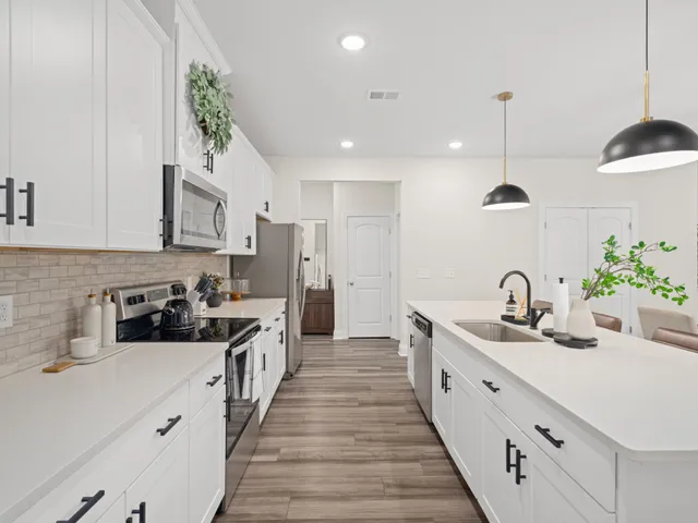 $395,000 | 658 Taylor Bend, Columbia, TN 38401