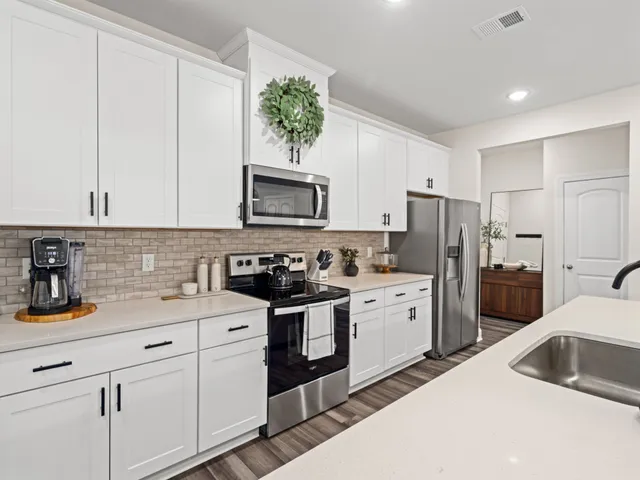 $395,000 | 658 Taylor Bend, Columbia, TN 38401