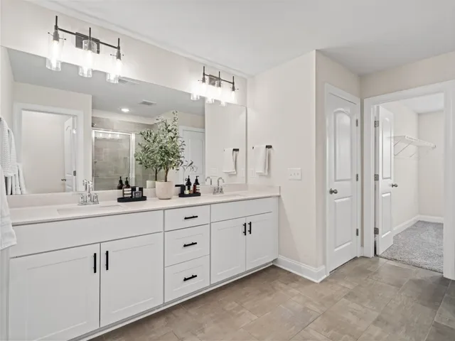 $395,000 | 658 Taylor Bend, Columbia, TN 38401