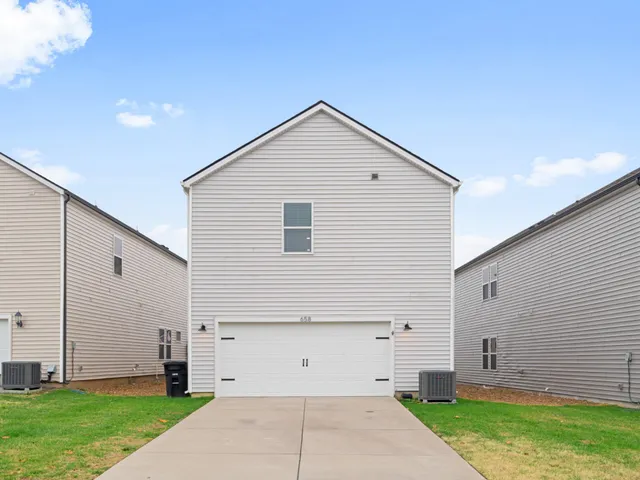 $395,000 | 658 Taylor Bend, Columbia, TN 38401