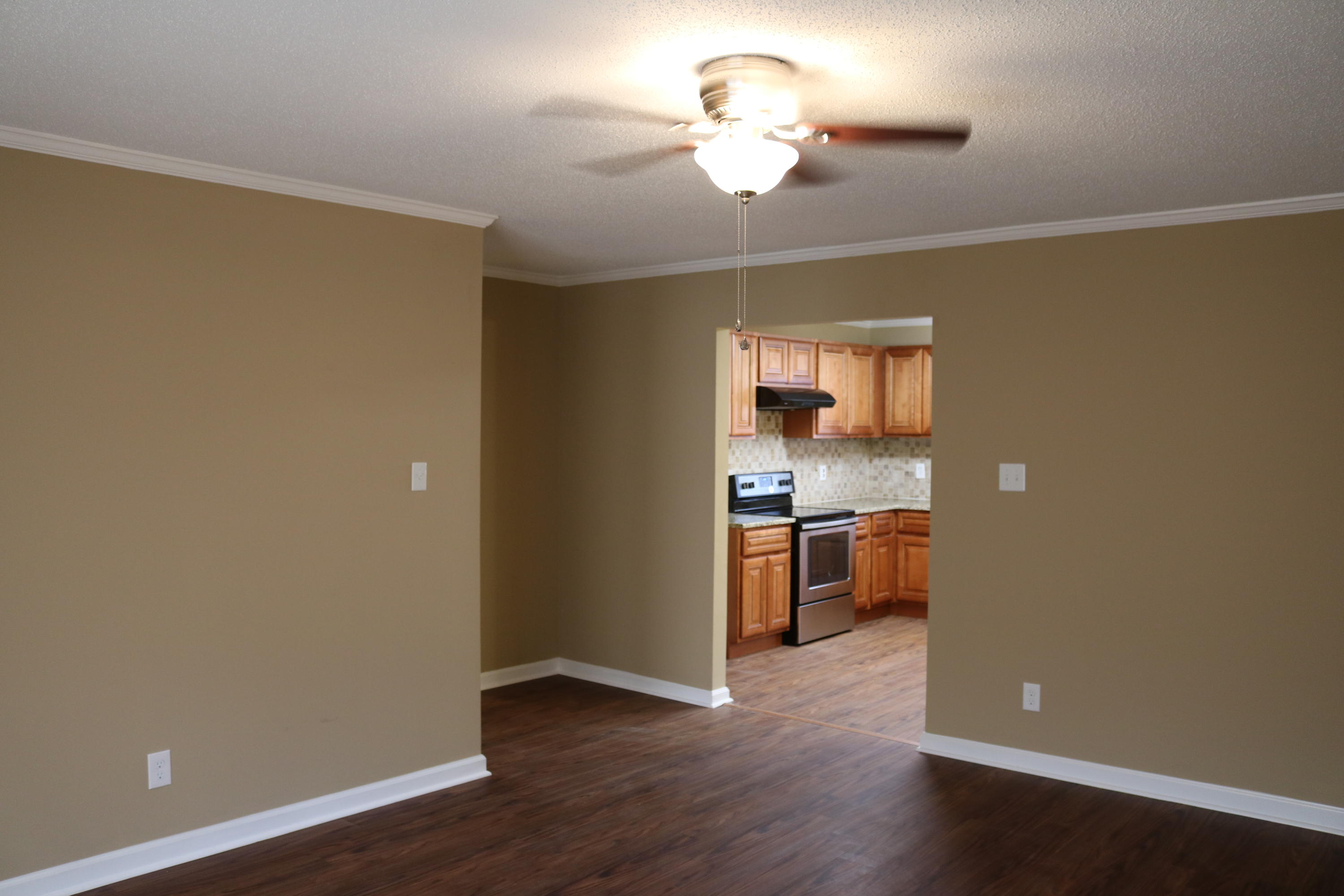 719 Meadow Ridge Road Walland, TN 37886 - Photo 6 of 23 IMG_7656