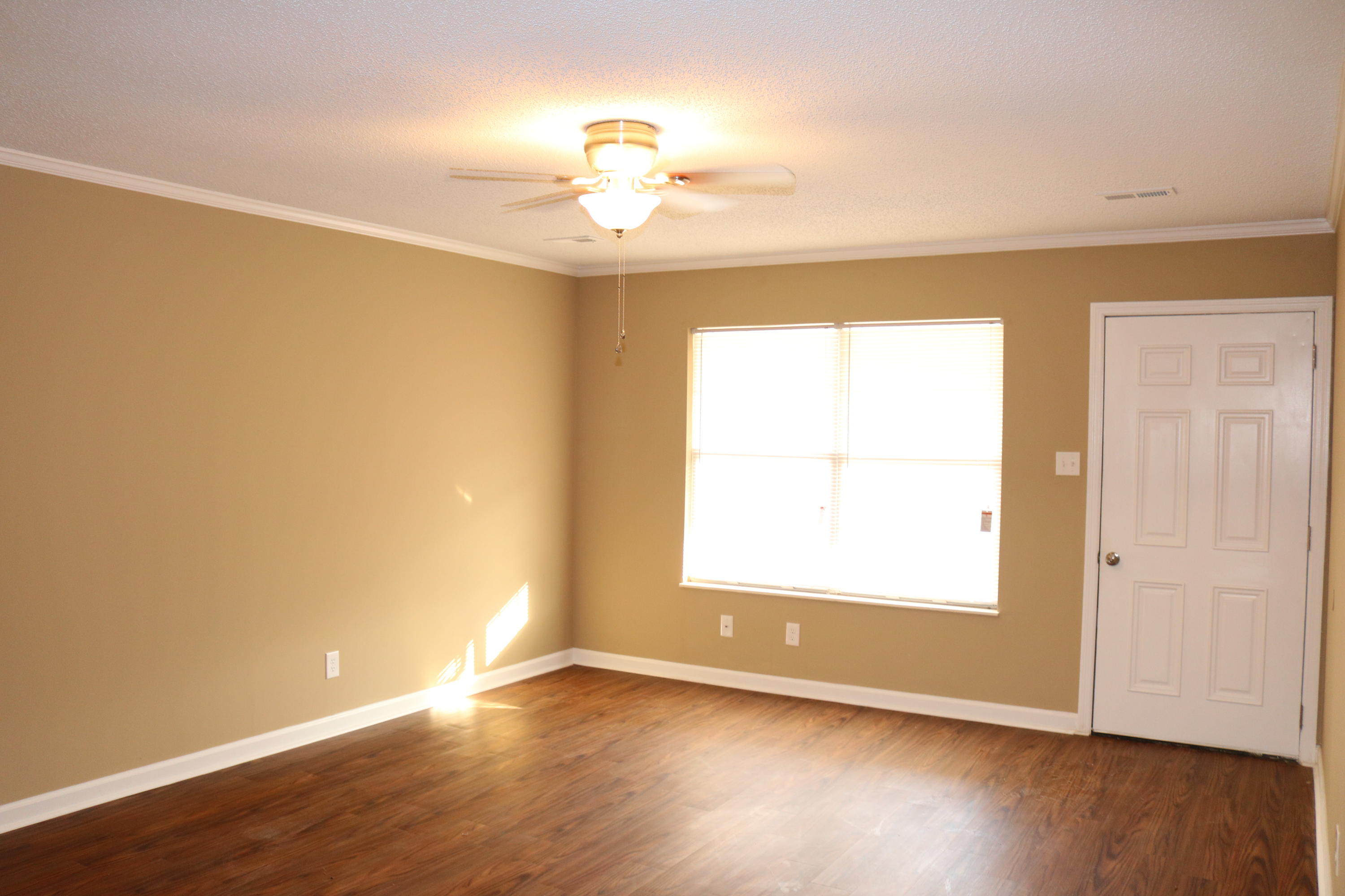 719 Meadow Ridge Road Walland, TN 37886 - Photo 7 of 23 IMG_7664