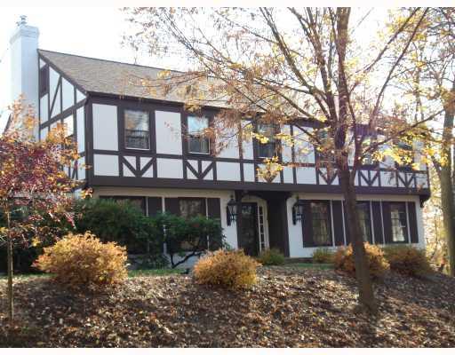 941 Field Club Road Fox Chapel, PA 15238 - Photo 1 of 18 Exterior Front.