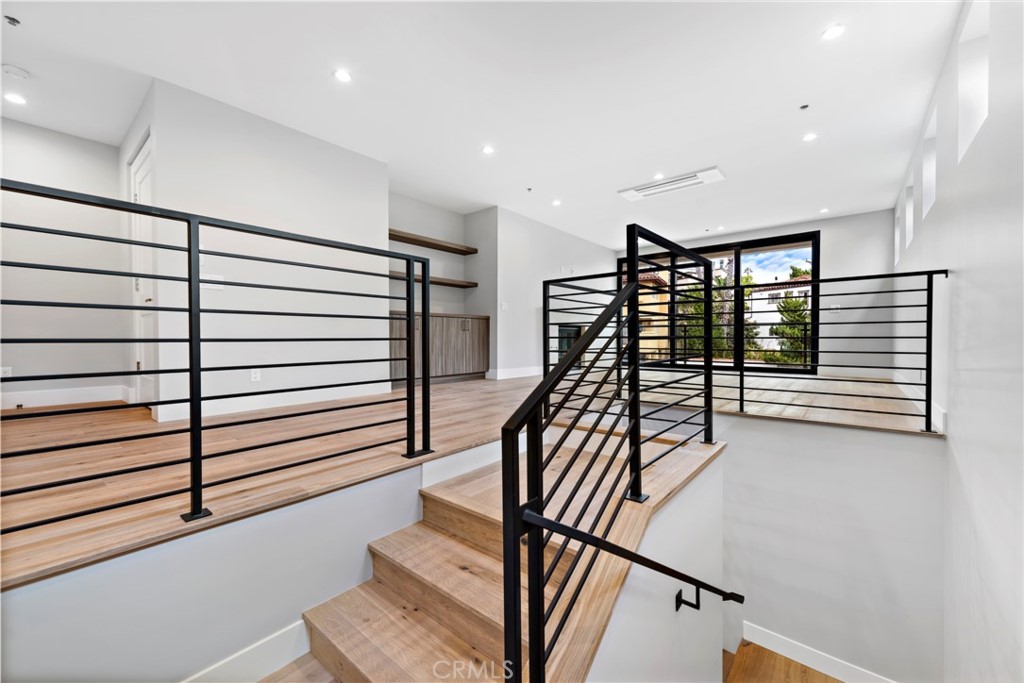 33903 Robles Drive Dana Point, CA 92629 - Photo 3 of 58 a view of entryway