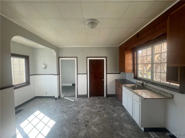 $1,500 | 202 North Ogden Street, Unit W, Buffalo, NY 14206