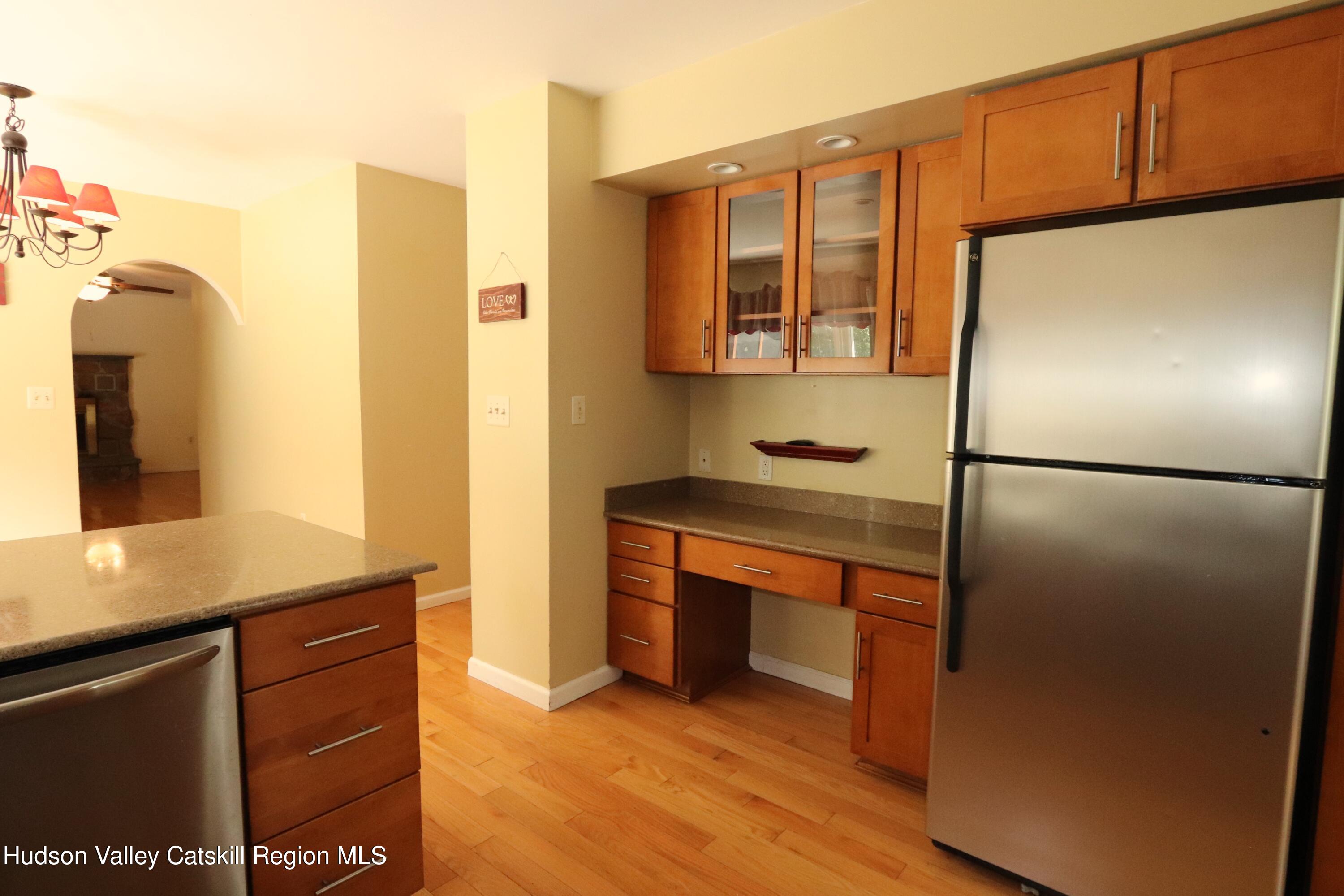 18 Ridge Road Saugerties, NY 12477 - Photo 11 of 40 Work Space