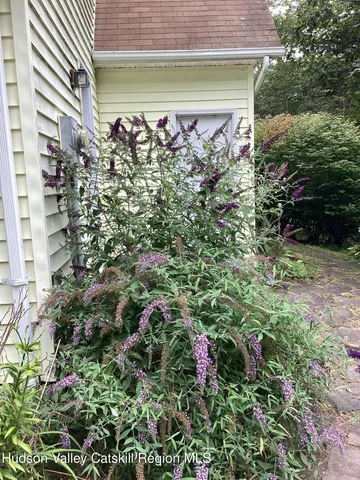 $525,000 | 18 Ridge Road, Saugerties, NY 12477