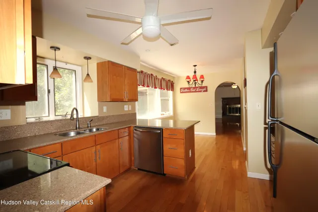 $525,000 | 18 Ridge Road, Saugerties, NY 12477