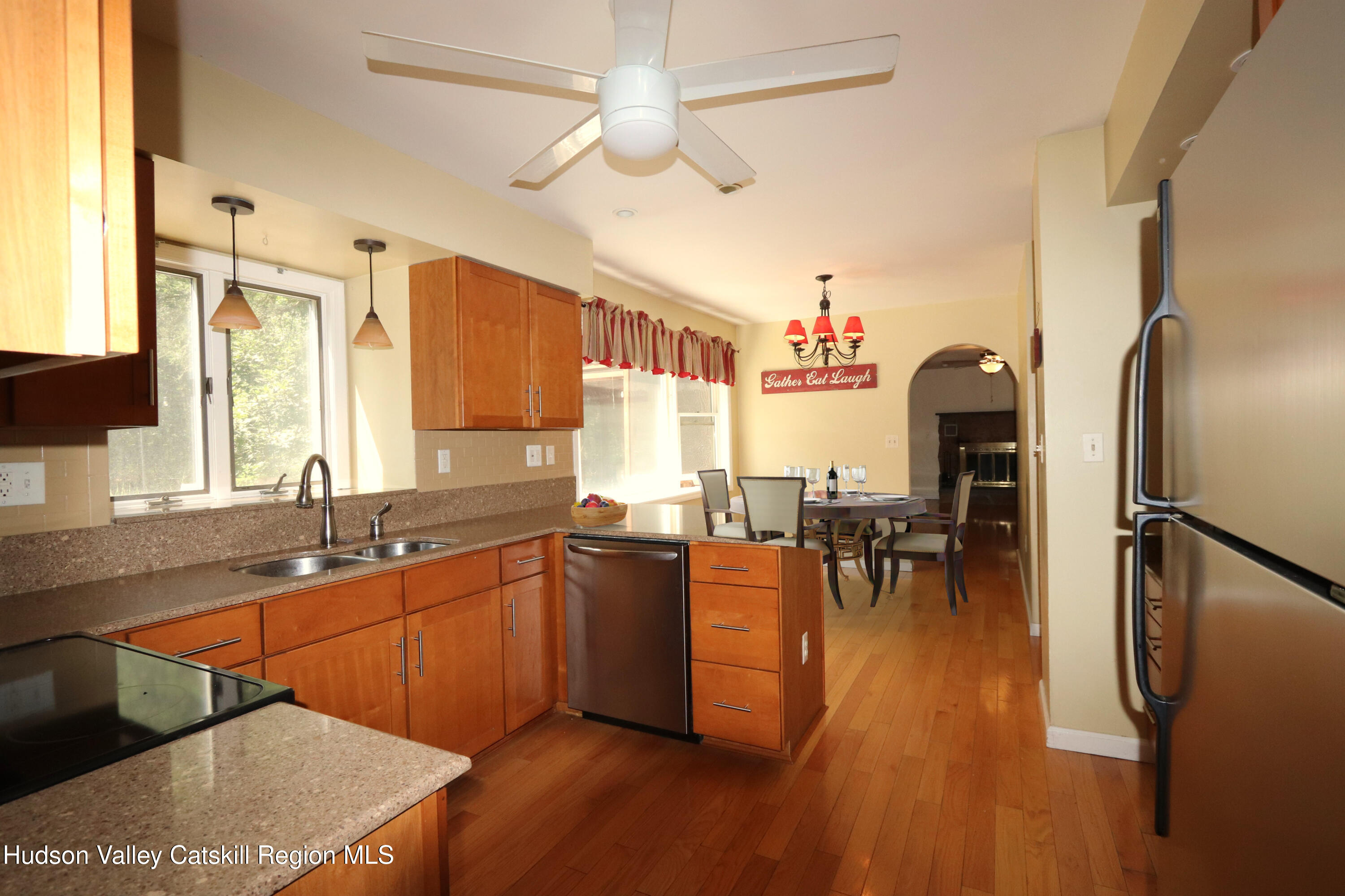 18 Ridge Road Saugerties, NY 12477 - Photo 5 of 40 Wood Floors